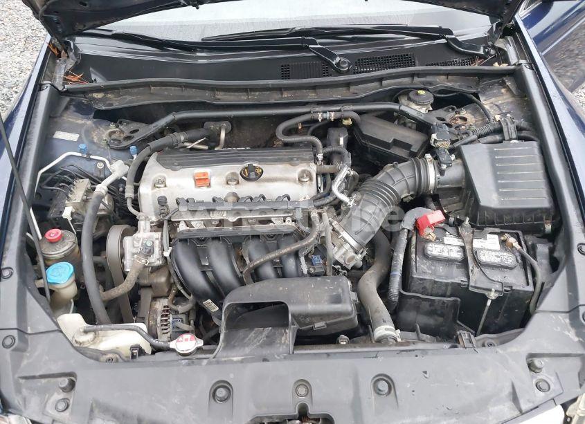 Photo 10 of 2011 Honda Accord 2.4 EX-L (VIN 1HGCP2F85BA085675)