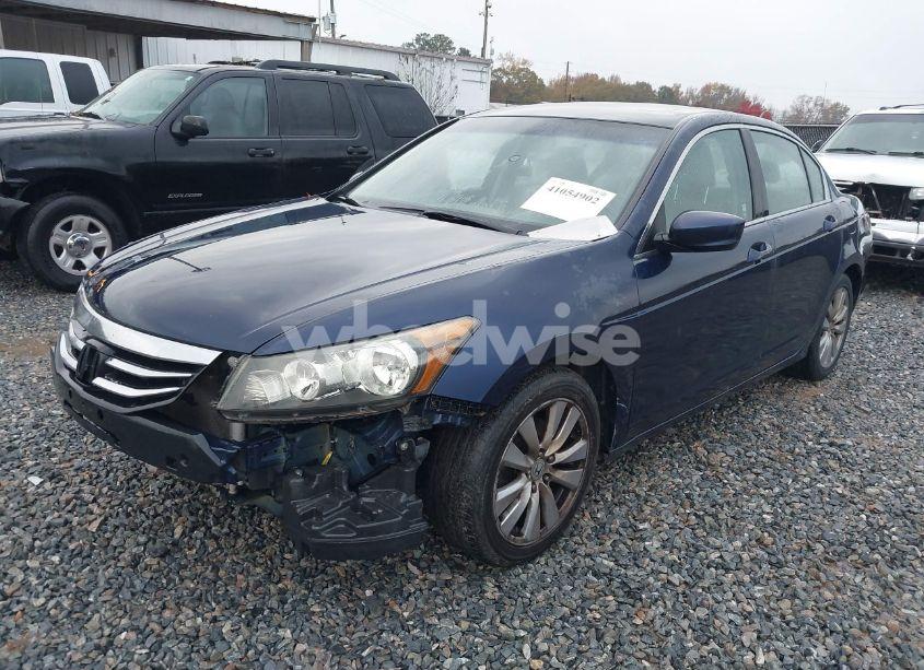 Photo 2 of 2011 Honda Accord 2.4 EX-L (VIN 1HGCP2F85BA085675)