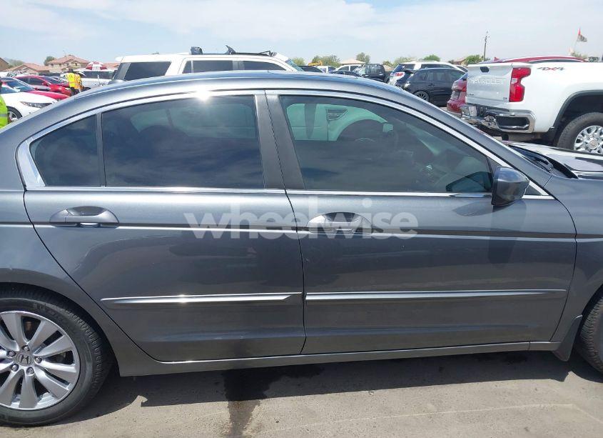 Photo 13 of 2012 Honda Accord 2.4 EX-L (VIN 1HGCP2F85CA083670)