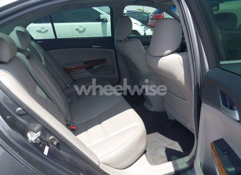 Photo 8 of 2012 Honda Accord 2.4 EX-L (VIN 1HGCP2F85CA083670)