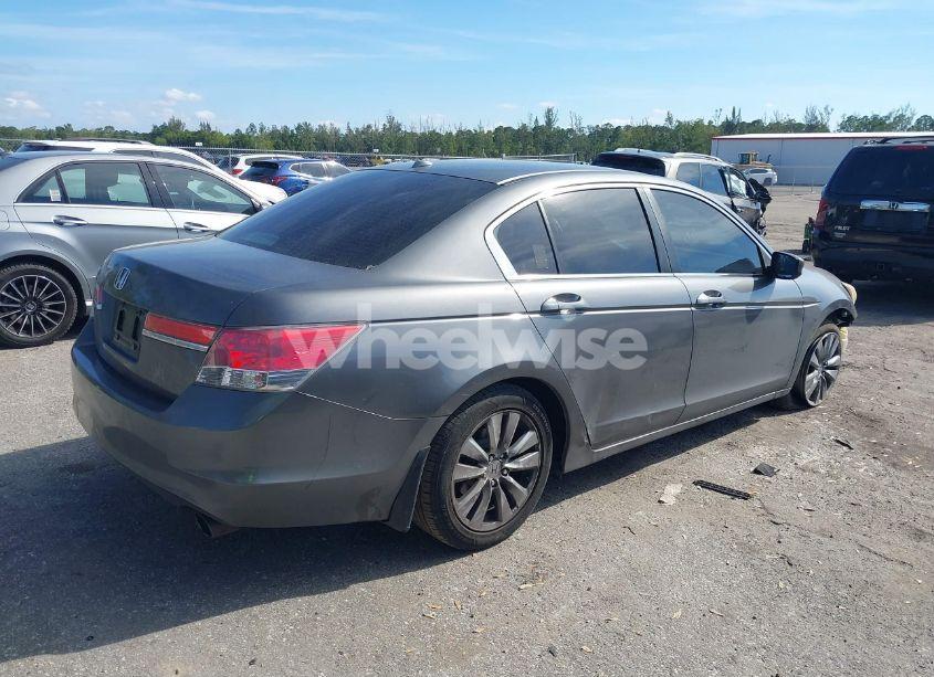 Photo 4 of 2012 Honda Accord 2.4 EX-L (VIN 1HGCP2F85CA101617)