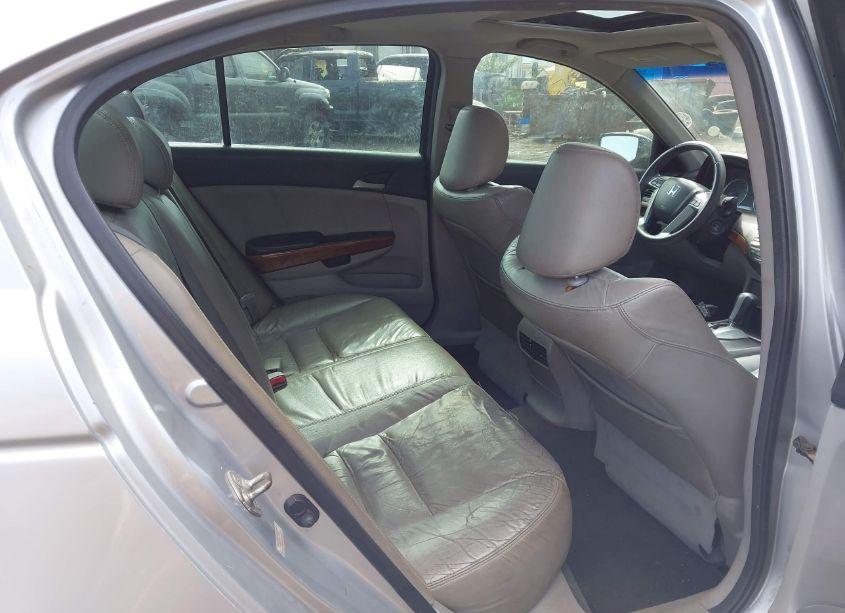 Photo 8 of 2012 Honda Accord 2.4 EX-L (VIN 1HGCP2F85CA136058)