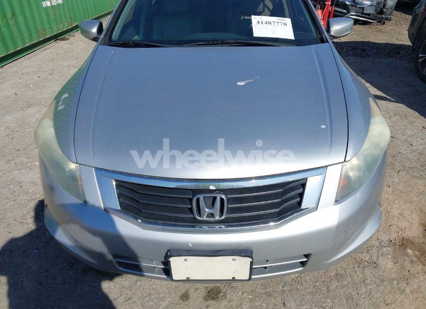 Photo 6 of 2010 Honda Accord 2.4 EX-L (VIN 1HGCP2F86AA024060)