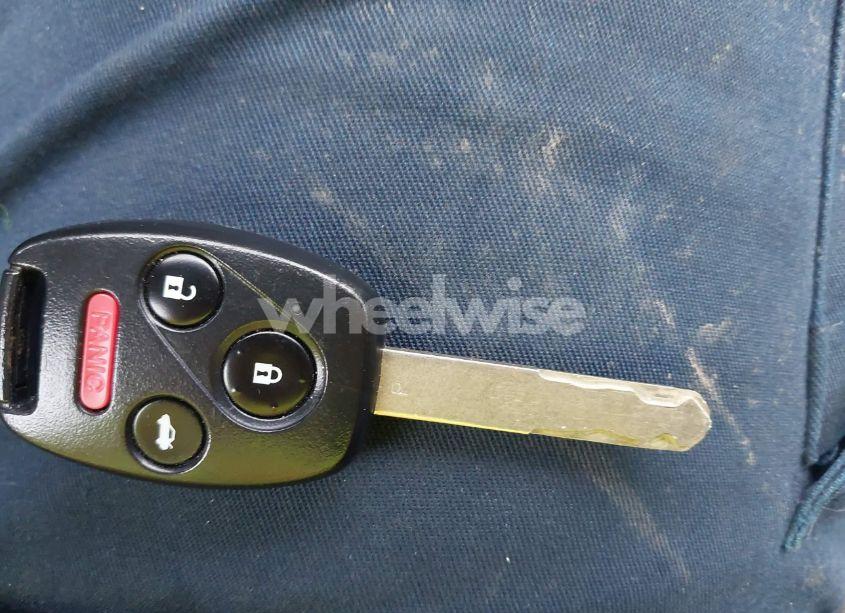 Photo 11 of 2010 Honda Accord 2.4 EX-L (VIN 1HGCP2F86AA081827)