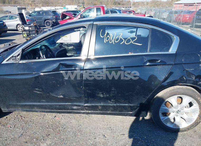 Photo 14 of 2010 Honda Accord 2.4 EX-L (VIN 1HGCP2F86AA081827)