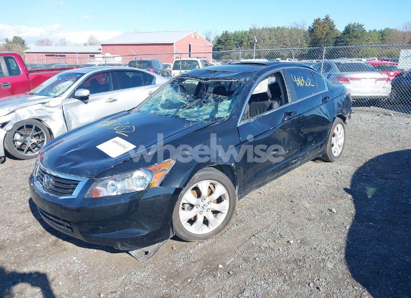 Photo 2 of 2010 Honda Accord 2.4 EX-L (VIN 1HGCP2F86AA081827)