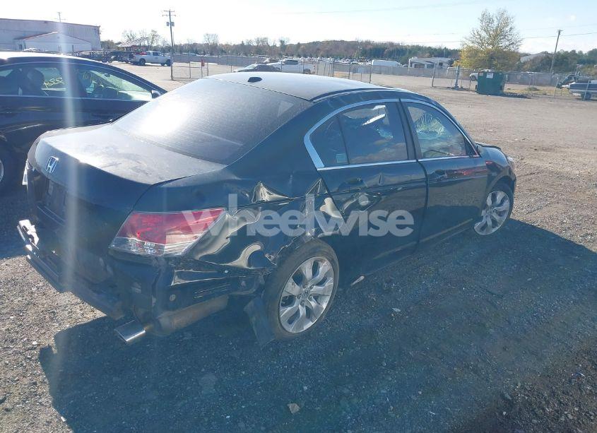 Photo 4 of 2010 Honda Accord 2.4 EX-L (VIN 1HGCP2F86AA081827)