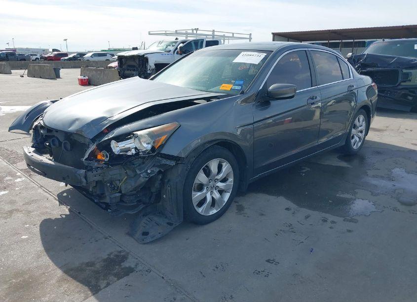 Photo 2 of 2010 Honda Accord 2.4 EX-L (VIN 1HGCP2F86AA096649)