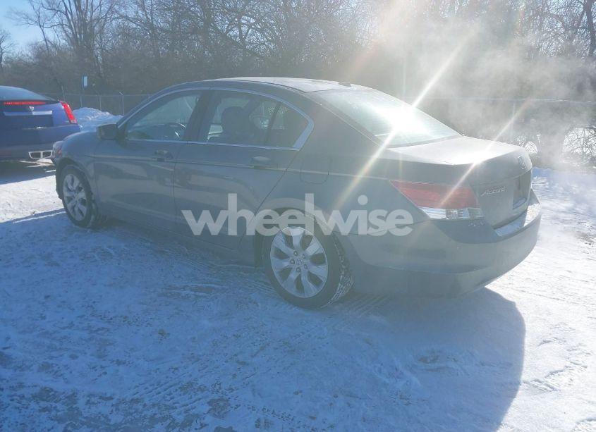 Photo 3 of 2010 Honda Accord 2.4 EX-L (VIN 1HGCP2F86AA108475)