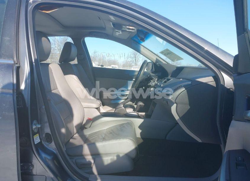 Photo 5 of 2010 Honda Accord 2.4 EX-L (VIN 1HGCP2F86AA108475)