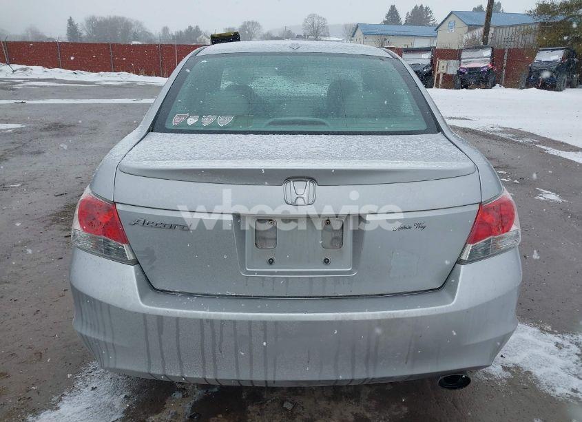 Photo 17 of 2010 Honda Accord 2.4 EX-L (VIN 1HGCP2F86AA115071)