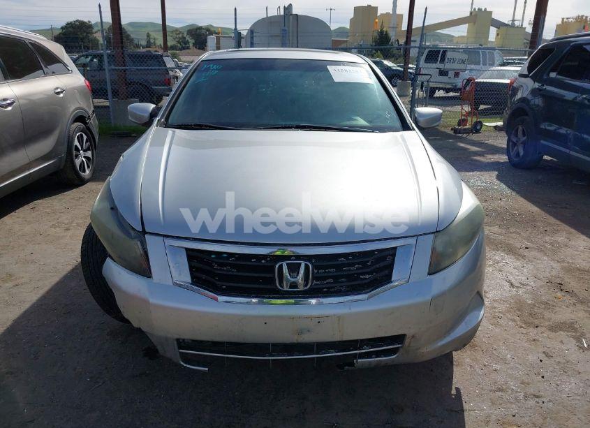 Photo 12 of 2010 Honda Accord 2.4 EX-L (VIN 1HGCP2F86AA116821)