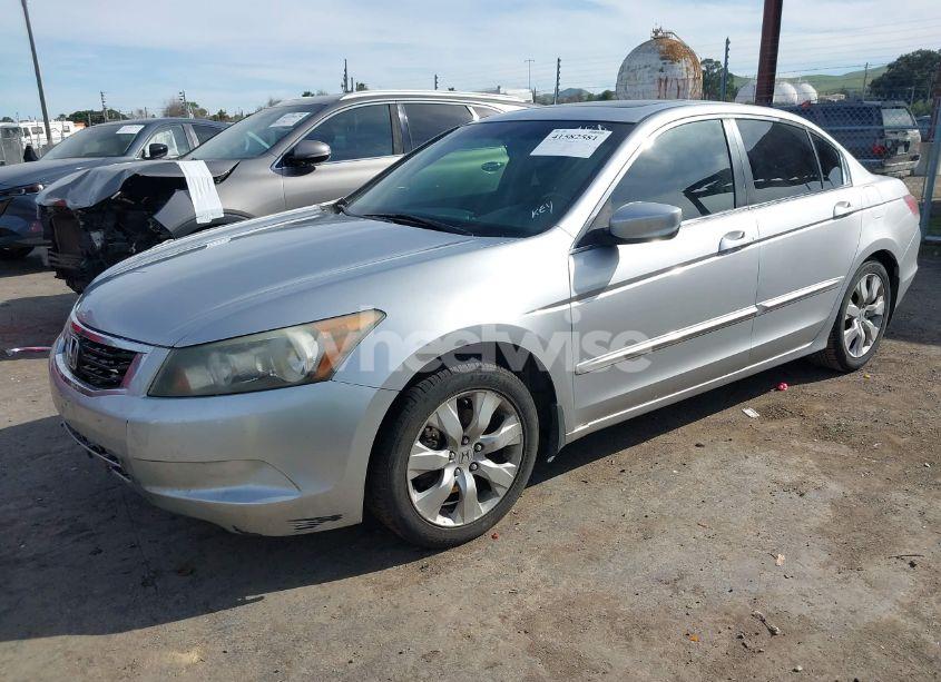 Photo 2 of 2010 Honda Accord 2.4 EX-L (VIN 1HGCP2F86AA116821)