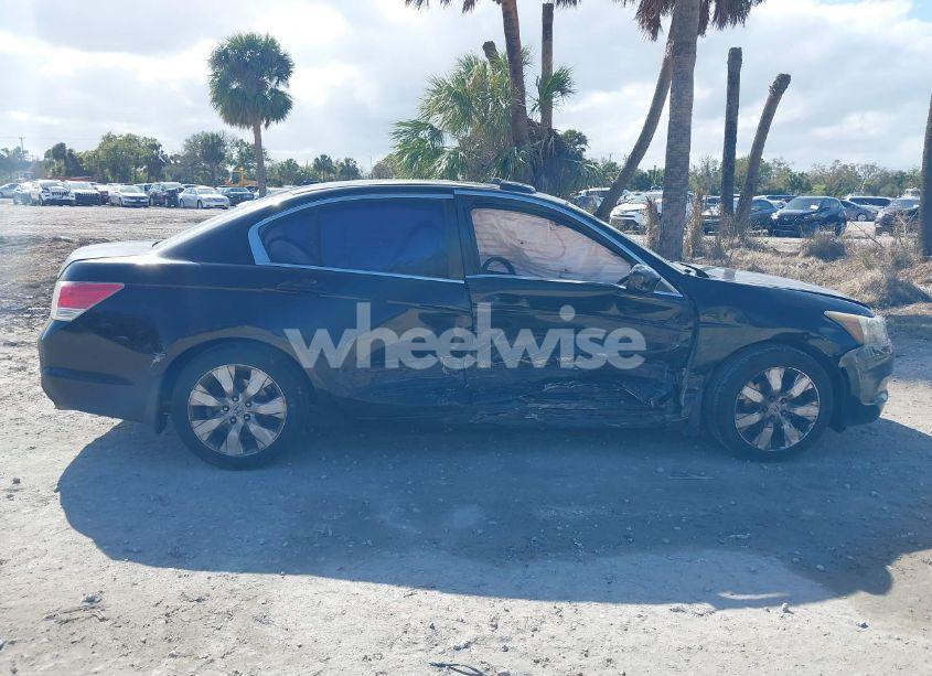 Photo 13 of 2010 Honda Accord 2.4 EX-L (VIN 1HGCP2F86AA170233)