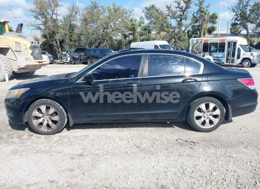 Photo 14 of 2010 Honda Accord 2.4 EX-L (VIN 1HGCP2F86AA170233)