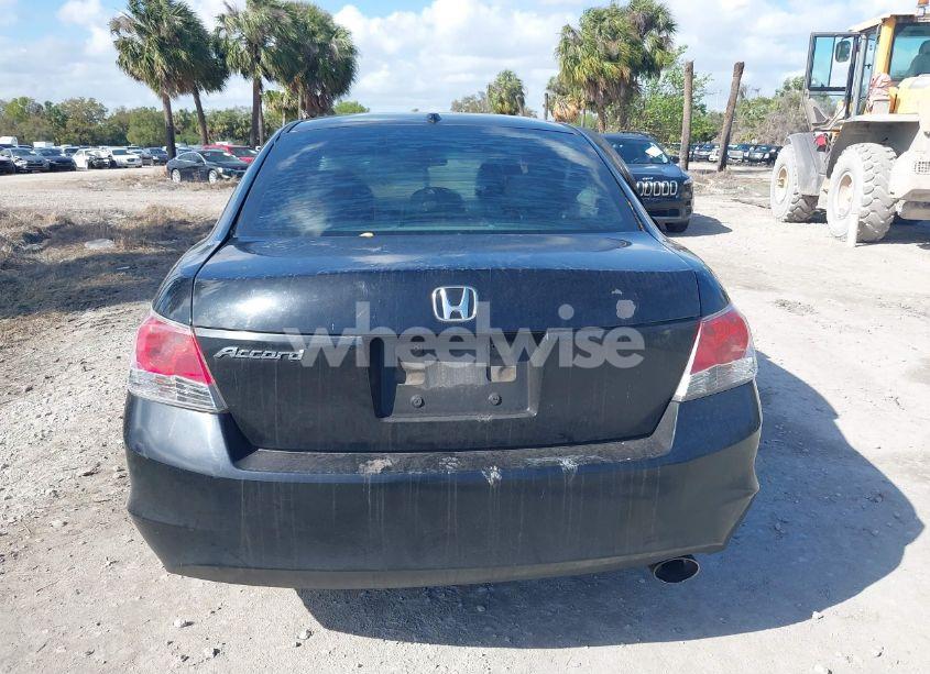 Photo 16 of 2010 Honda Accord 2.4 EX-L (VIN 1HGCP2F86AA170233)