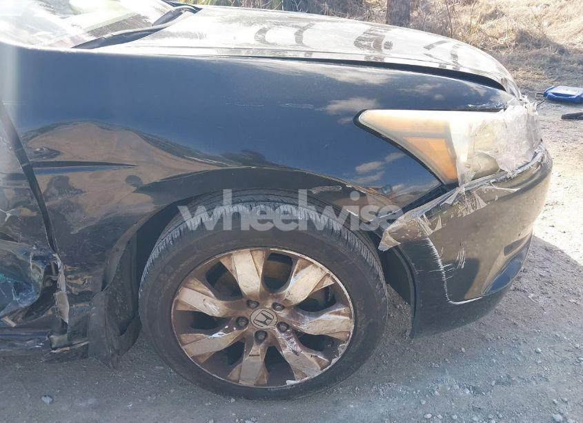 Photo 17 of 2010 Honda Accord 2.4 EX-L (VIN 1HGCP2F86AA170233)