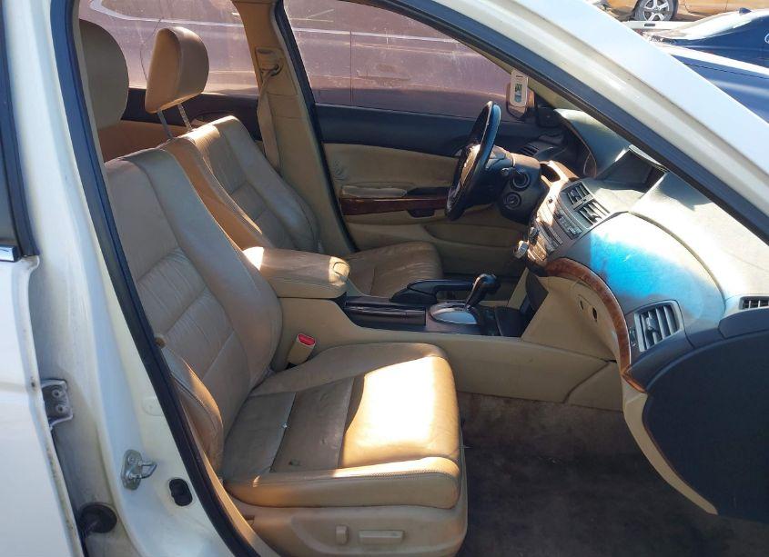 Photo 5 of 2011 Honda Accord 2.4 EX-L (VIN 1HGCP2F86BA013576)