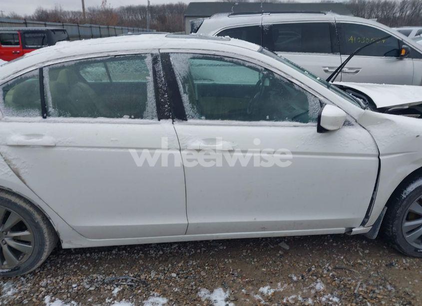 Photo 12 of 2011 Honda Accord 2.4 EX-L (VIN 1HGCP2F86BA019992)