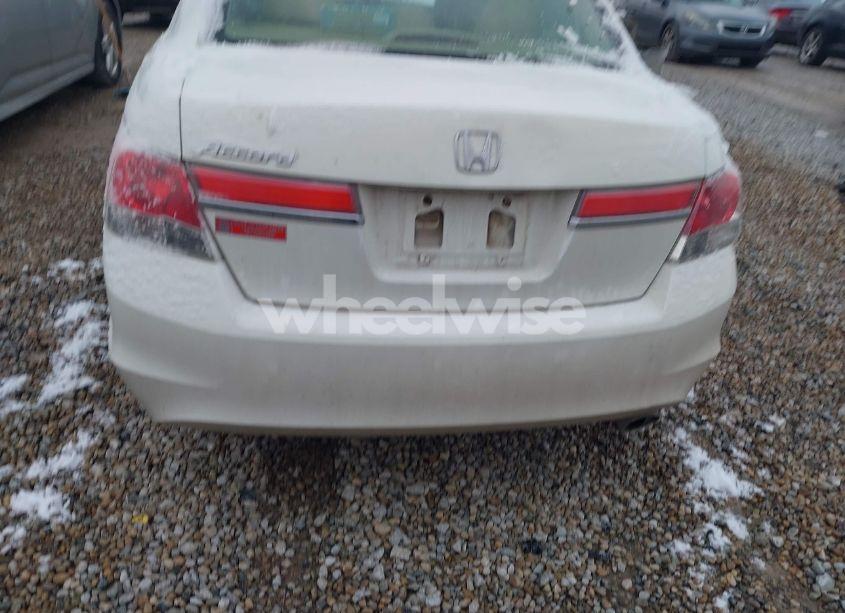 Photo 15 of 2011 Honda Accord 2.4 EX-L (VIN 1HGCP2F86BA019992)