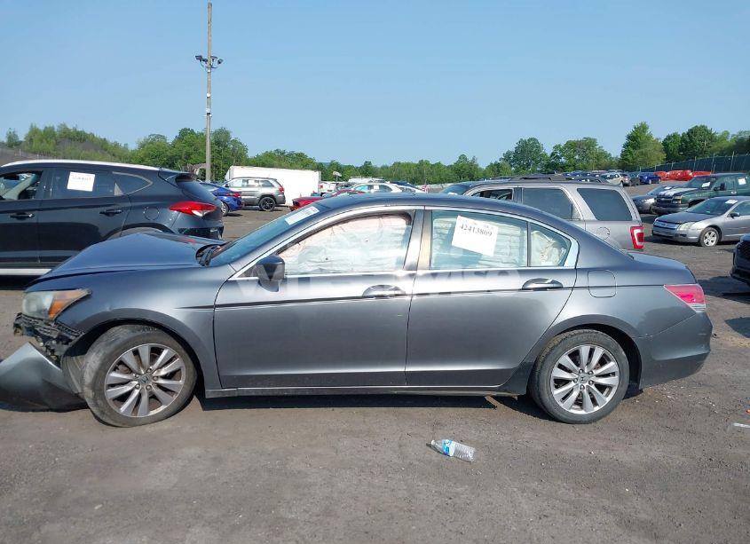 Photo 14 of 2011 Honda Accord 2.4 EX-L (VIN 1HGCP2F86BA047579)