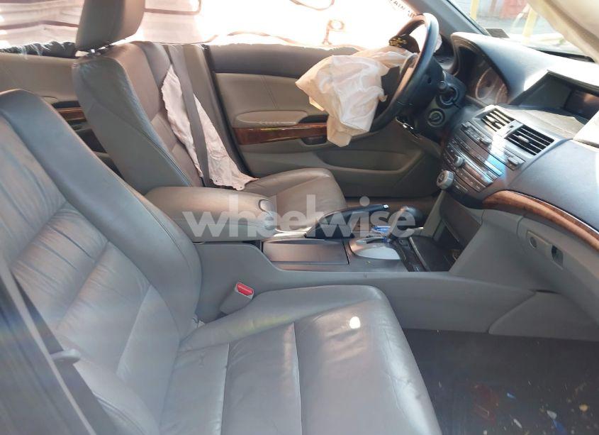 Photo 5 of 2011 Honda Accord 2.4 EX-L (VIN 1HGCP2F86BA047579)