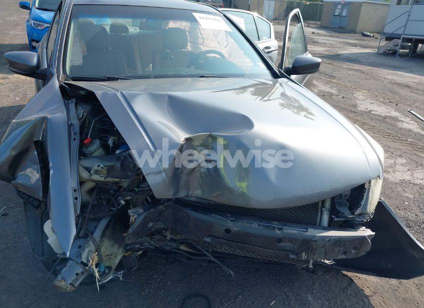 Photo 6 of 2011 Honda Accord 2.4 EX-L (VIN 1HGCP2F86BA047579)