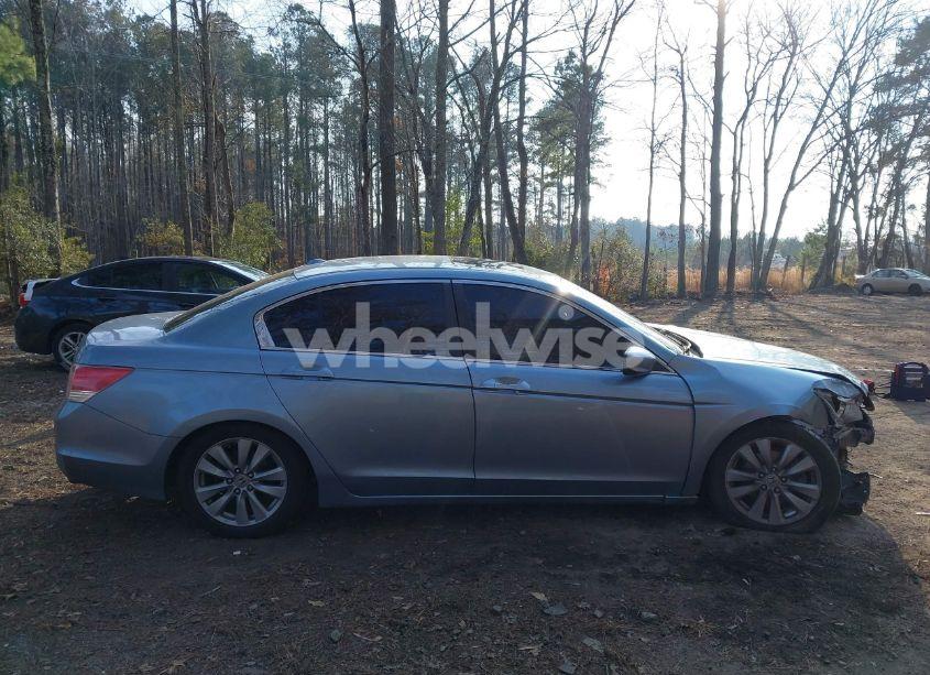 Photo 14 of 2011 Honda Accord 2.4 EX-L (VIN 1HGCP2F86BA051728)