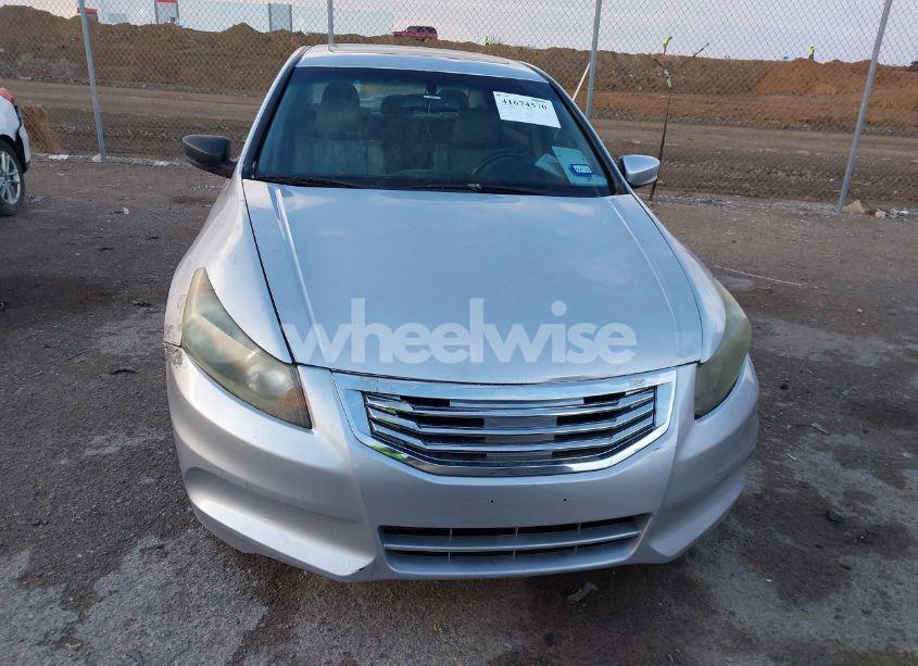 Photo 12 of 2011 Honda Accord 2.4 EX-L (VIN 1HGCP2F86BA072899)