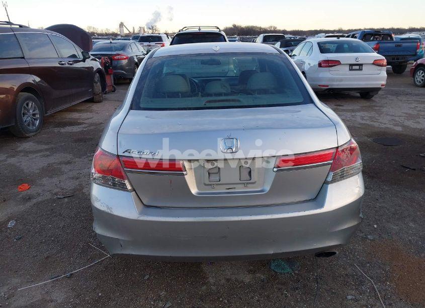 Photo 16 of 2011 Honda Accord 2.4 EX-L (VIN 1HGCP2F86BA072899)
