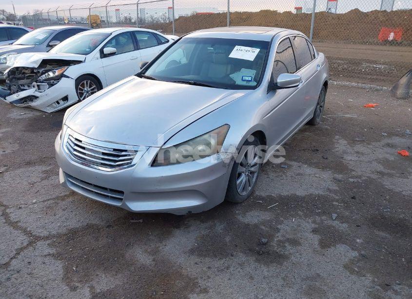 Photo 2 of 2011 Honda Accord 2.4 EX-L (VIN 1HGCP2F86BA072899)