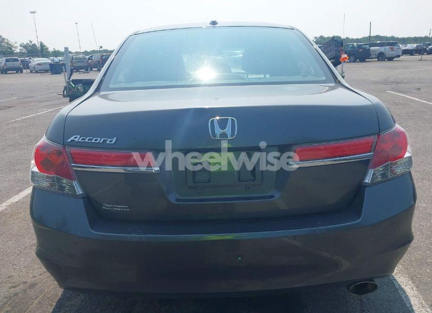 Photo 16 of 2011 Honda Accord 2.4 EX-L (VIN 1HGCP2F86BA075060)