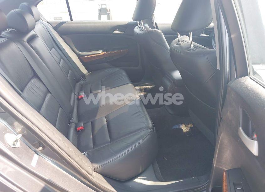 Photo 8 of 2011 Honda Accord 2.4 EX-L (VIN 1HGCP2F86BA075060)