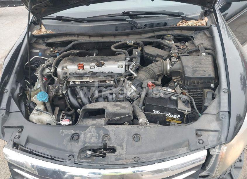 Photo 10 of 2011 Honda Accord 2.4 EX-L (VIN 1HGCP2F86BA123964)