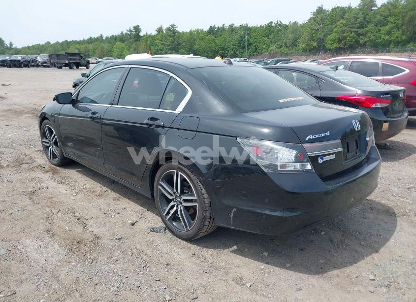 Photo 3 of 2011 Honda Accord 2.4 EX-L (VIN 1HGCP2F86BA140392)