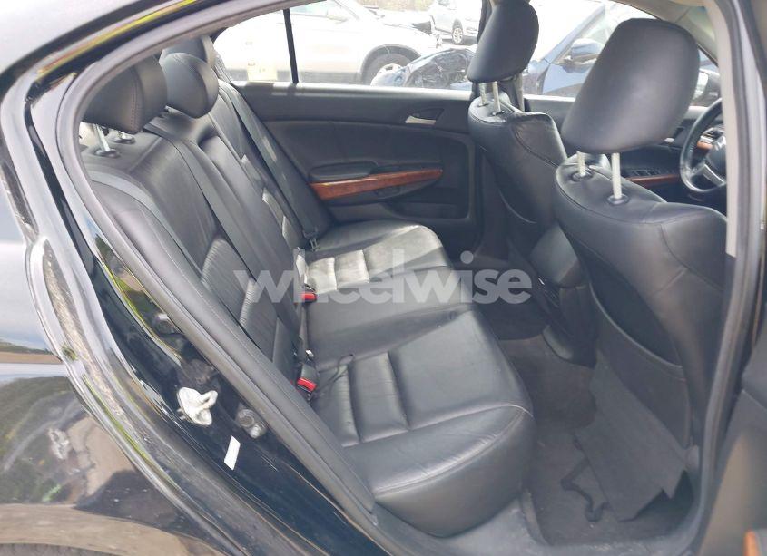 Photo 8 of 2011 Honda Accord 2.4 EX-L (VIN 1HGCP2F86BA140392)