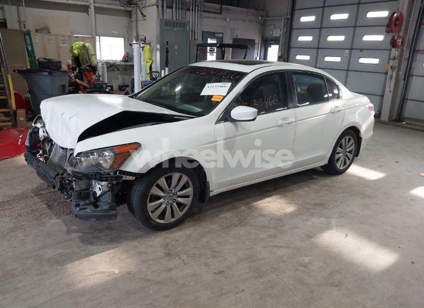 Photo 2 of 2012 Honda Accord 2.4 EX-L (VIN 1HGCP2F86CA045428)