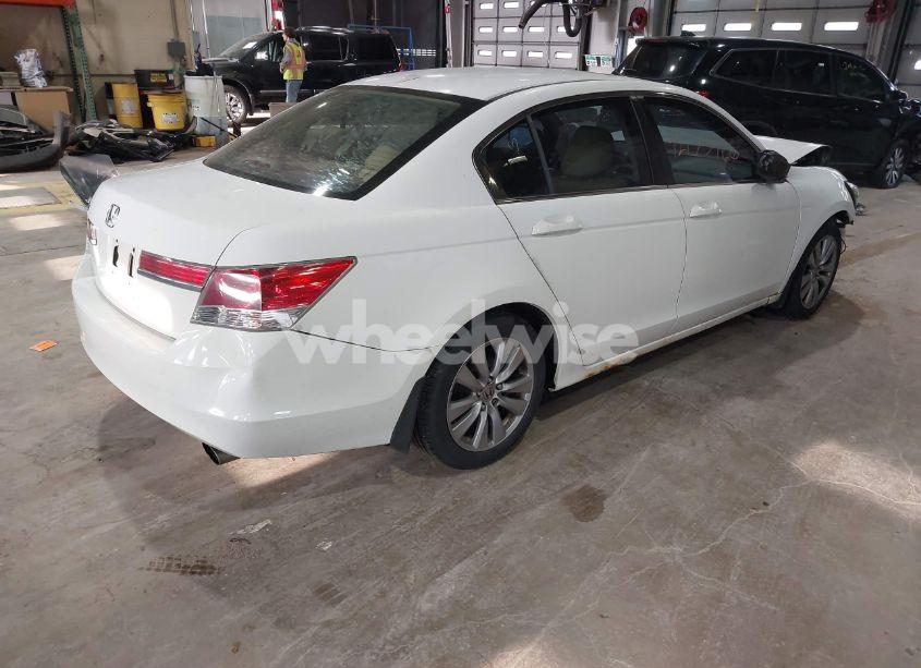 Photo 4 of 2012 Honda Accord 2.4 EX-L (VIN 1HGCP2F86CA045428)