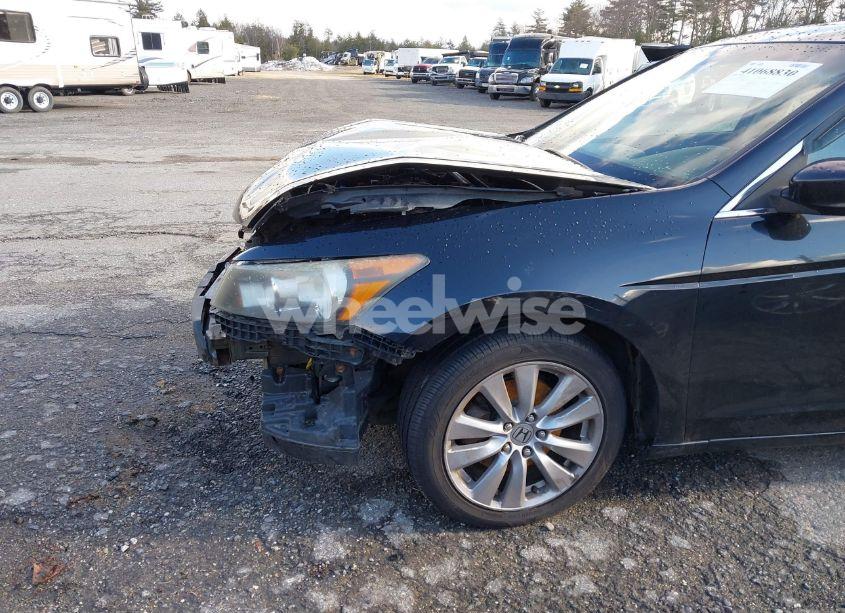 Photo 18 of 2012 Honda Accord 2.4 EX-L (VIN 1HGCP2F86CA051696)