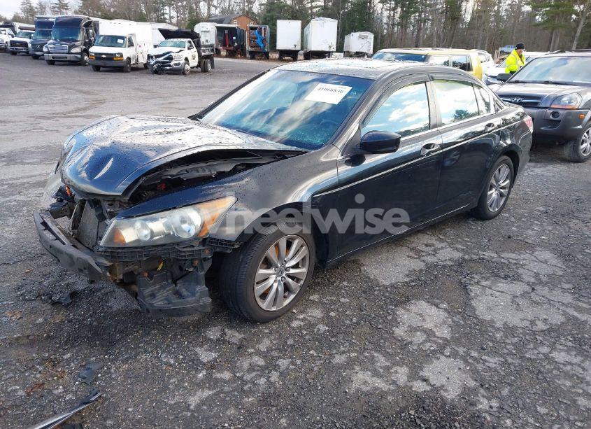 Photo 2 of 2012 Honda Accord 2.4 EX-L (VIN 1HGCP2F86CA051696)