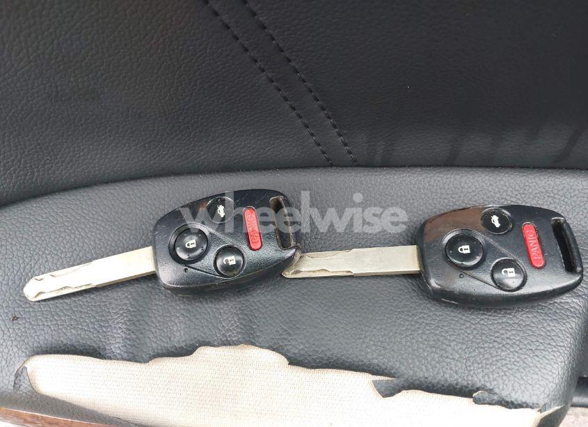 Photo 11 of 2012 Honda Accord 2.4 EX-L (VIN 1HGCP2F86CA107846)