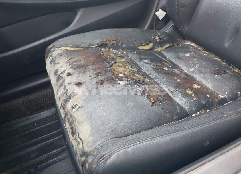 Photo 6 of 2012 Honda Accord 2.4 EX-L (VIN 1HGCP2F86CA107846)