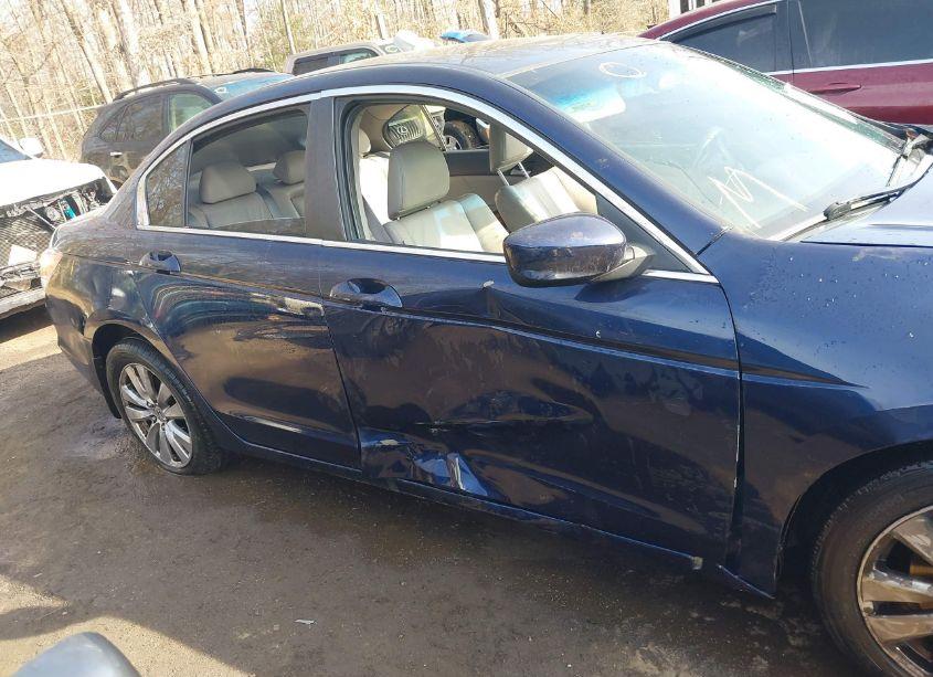 Photo 13 of 2012 Honda Accord 2.4 EX-L (VIN 1HGCP2F86CA116546)