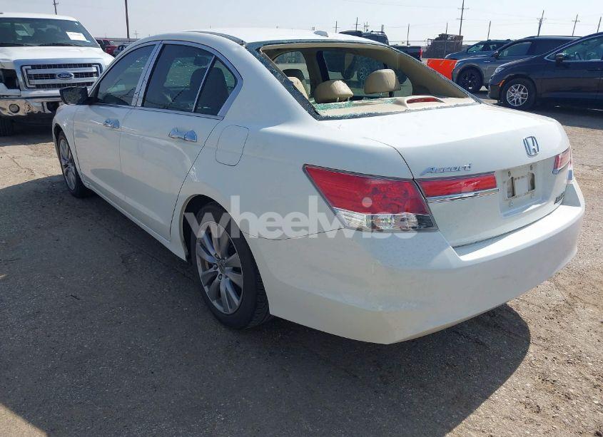 Photo 3 of 2012 Honda Accord 2.4 EX-L (VIN 1HGCP2F86CA181980)