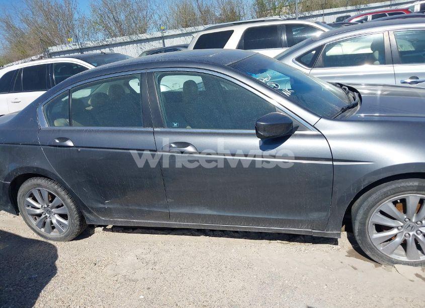 Photo 13 of 2012 Honda Accord 2.4 EX-L (VIN 1HGCP2F86CA195507)