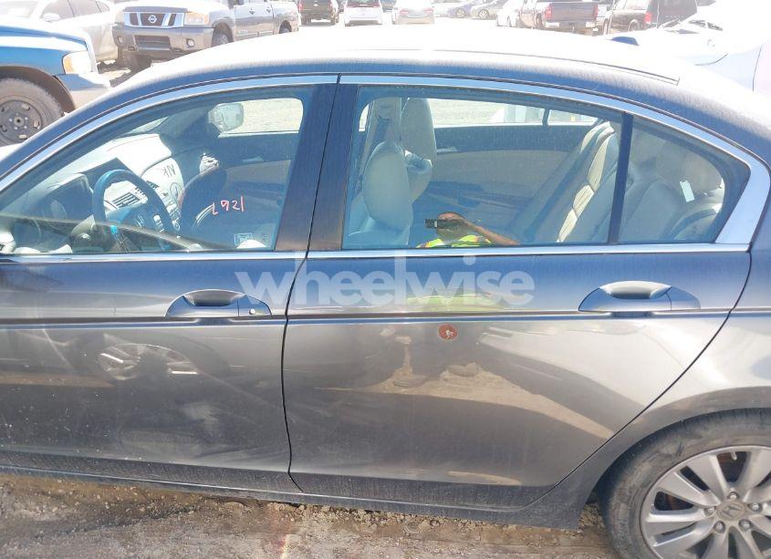 Photo 14 of 2012 Honda Accord 2.4 EX-L (VIN 1HGCP2F86CA195507)