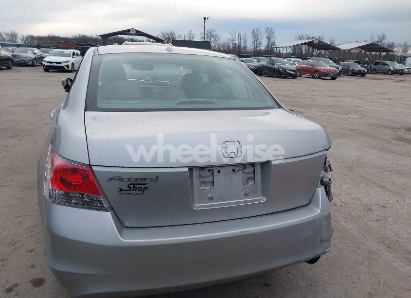 Photo 16 of 2010 Honda Accord 2.4 EX-L (VIN 1HGCP2F87AA020390)