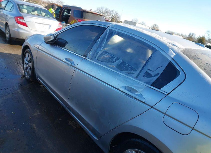 Photo 14 of 2010 Honda Accord 2.4 EX-L (VIN 1HGCP2F87AA032281)