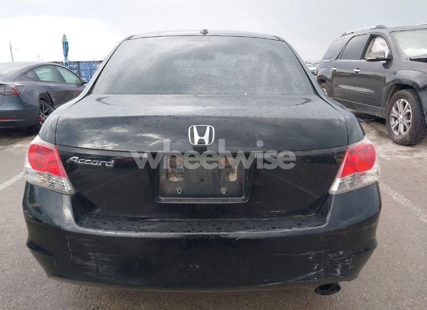 Photo 16 of 2010 Honda Accord 2.4 EX-L (VIN 1HGCP2F87AA040364)