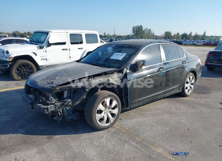 Photo 2 of 2010 Honda Accord 2.4 EX-L (VIN 1HGCP2F87AA115984)